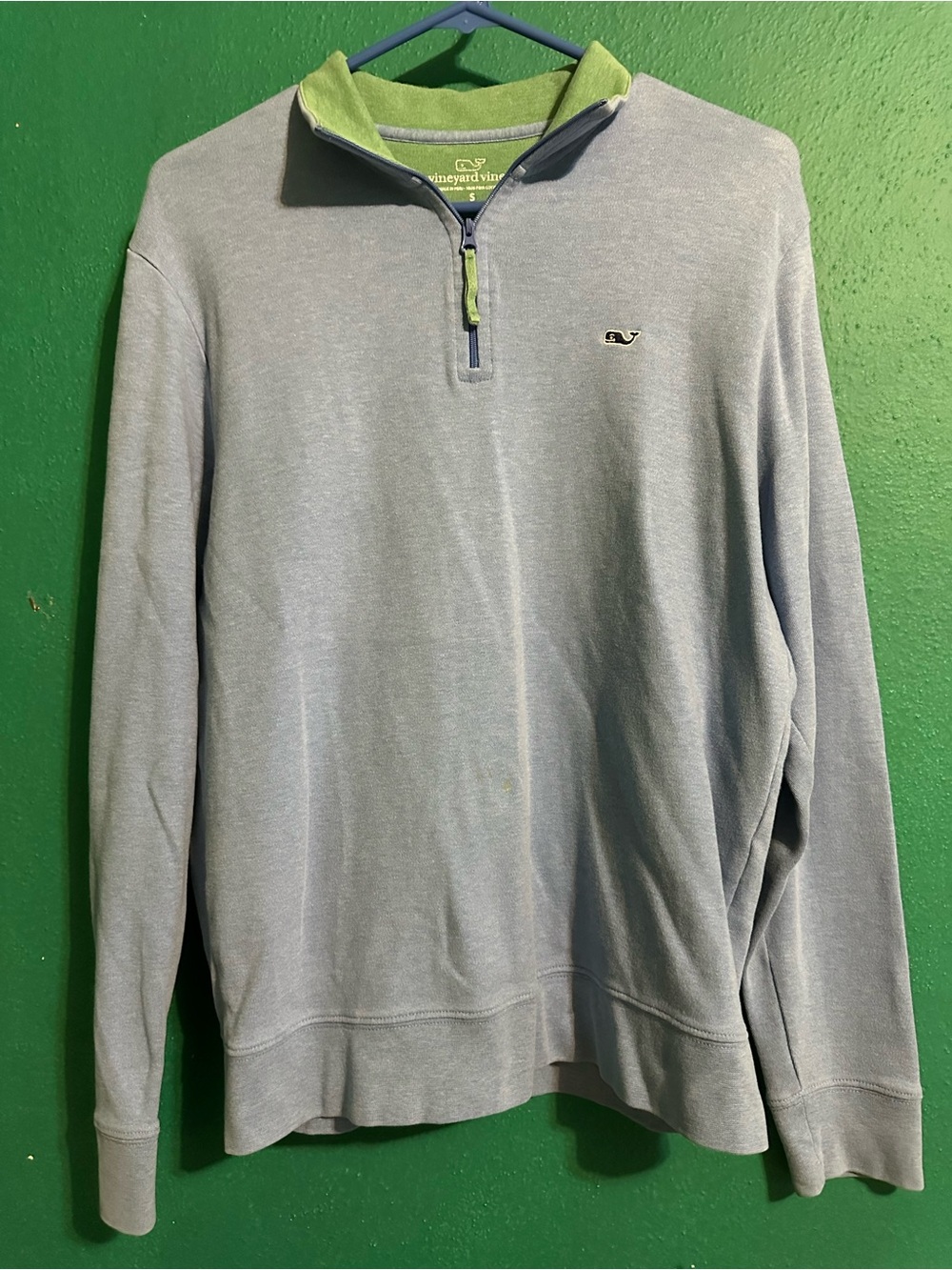 Vineyard Vines Men’s Light Blue Half-Zip Pullover with Lime Green Collar